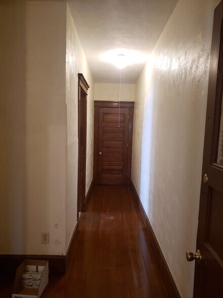 Building Photo - 234 Howard Ave