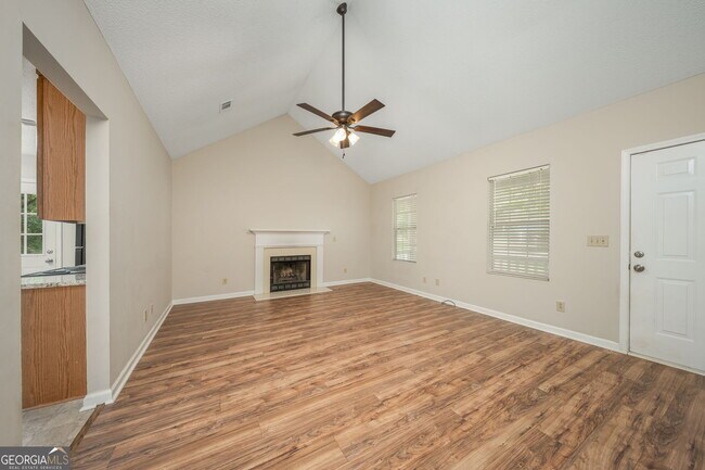 Building Photo - 536 Loblolly Ln