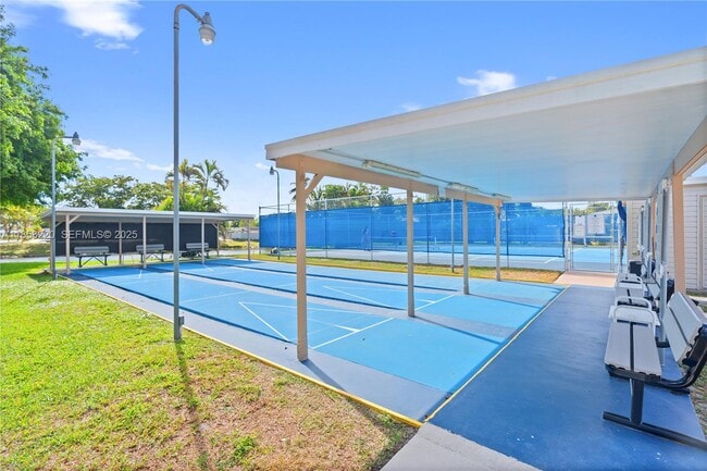 Building Photo - 202 NW 52nd St