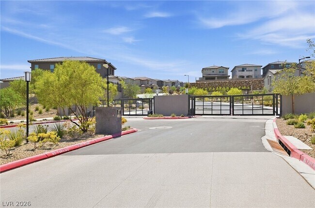 Building Photo - 11807 Pandion Ave
