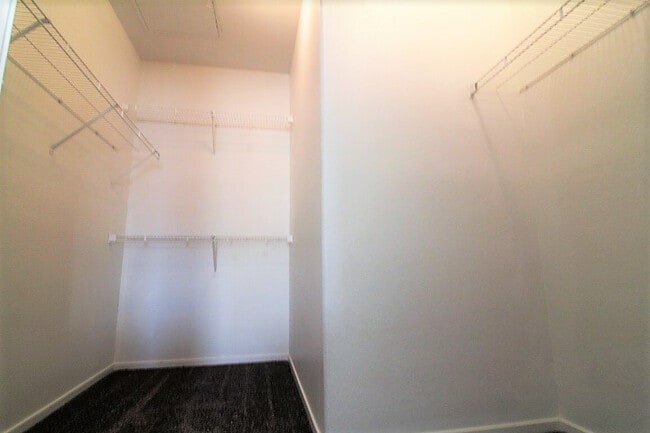 Building Photo - 6160 Rumrill St