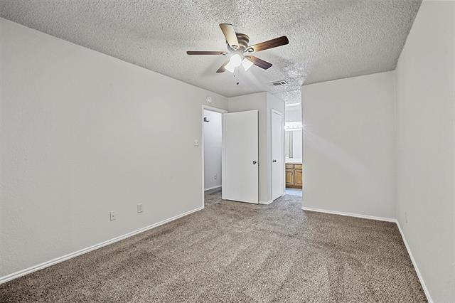 Building Photo - 135 Prairie Creek Cir