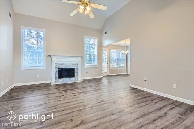 Building Photo - 4 br, 2 bath House - 90 Pebble Lane UNIT