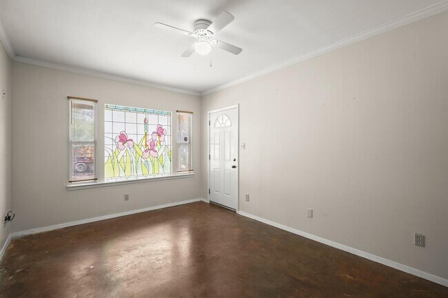 Building Photo - 5103 Orleans Ct