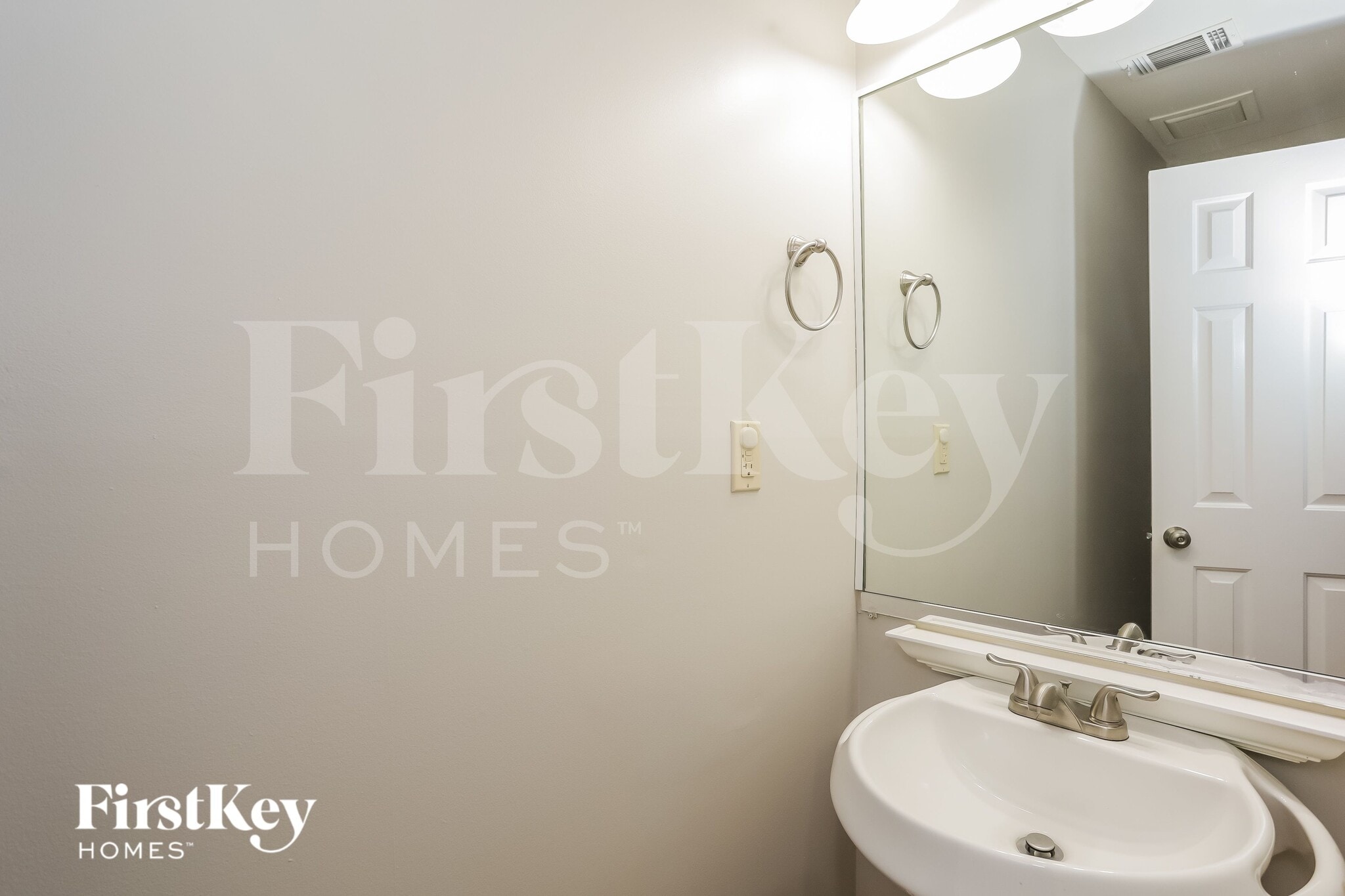 Building Photo - 3900 Hadley Farm Dr