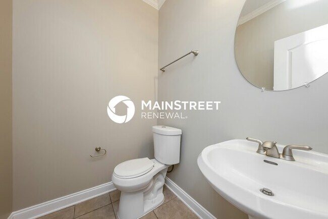 Building Photo - 4 Bedroom Pet-Friendly Home in Douglasvill...