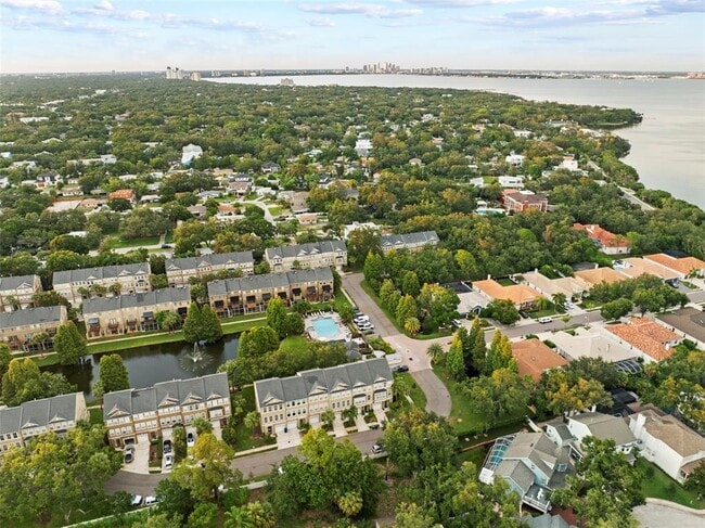 Building Photo - 3008 Bayshore Pointe Dr