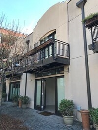 Building Photo - 2 Bedroom 2 bath Downtown Unit with $500 O...