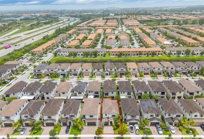 Building Photo - 3274 W 96 Pl