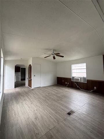 Building Photo - 541 Simmons Dr