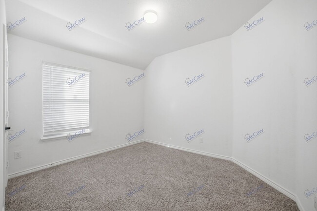 Building Photo - 783 Fort Ln