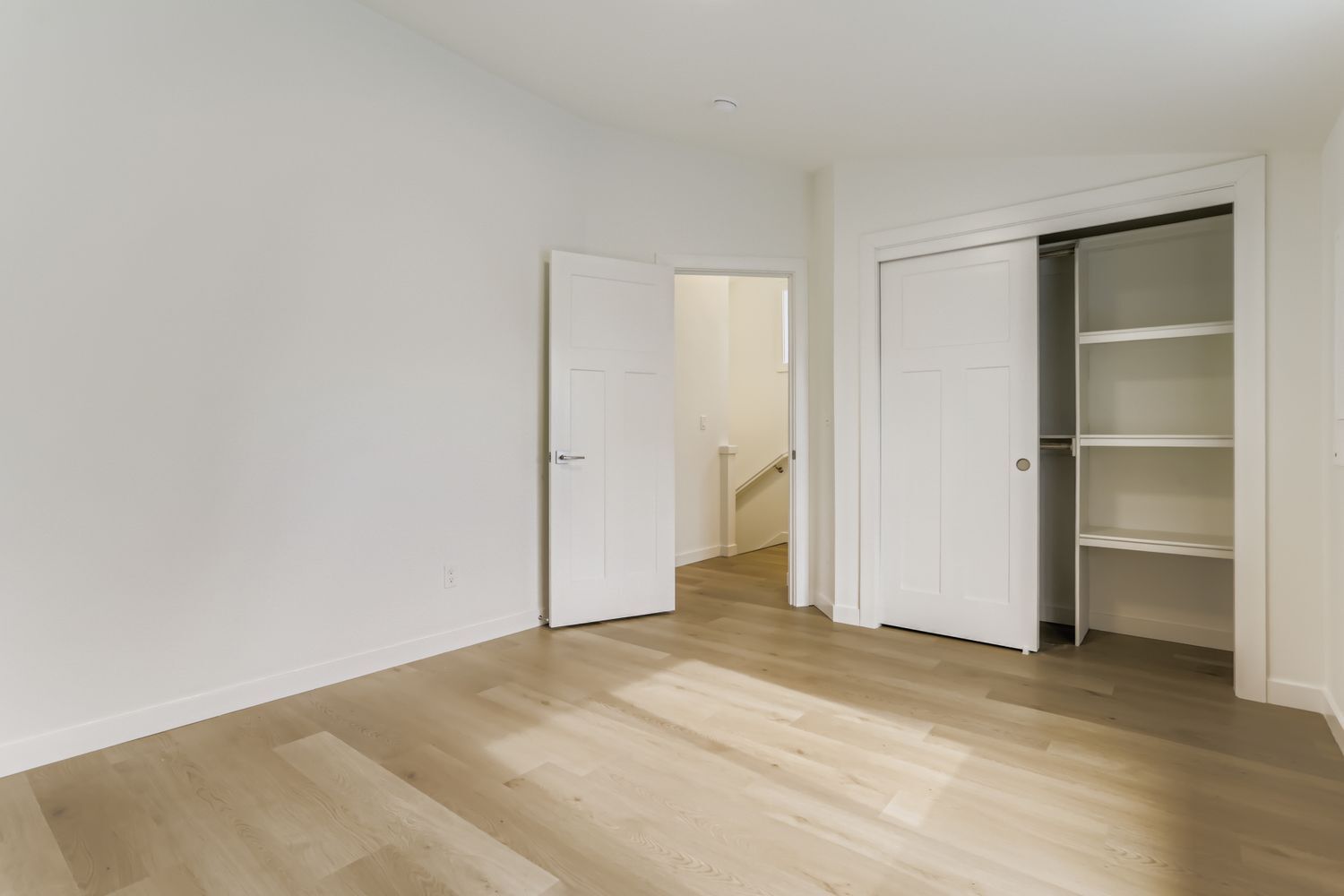 Building Photo - 5021 SE Haig St