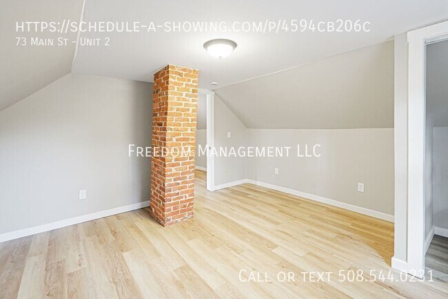 Building Photo - 73 Main St