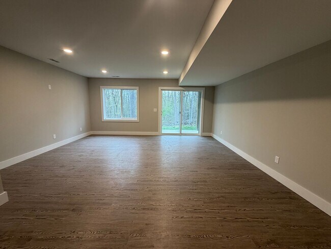 Building Photo - 2351 Watertown Wy