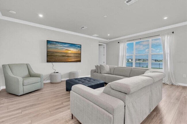 Building Photo - 6353 Timberdale Ave