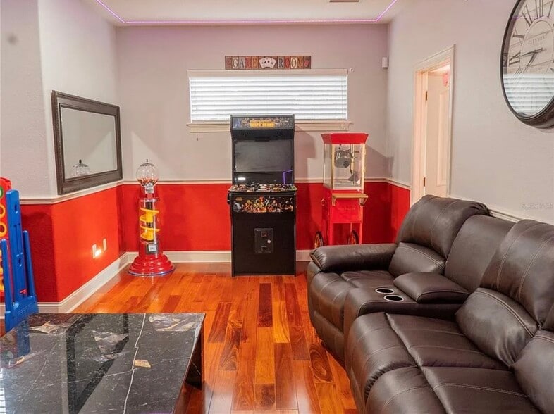 Movie room/game room upper floor - 1304 Ocoee Apopka Rd
