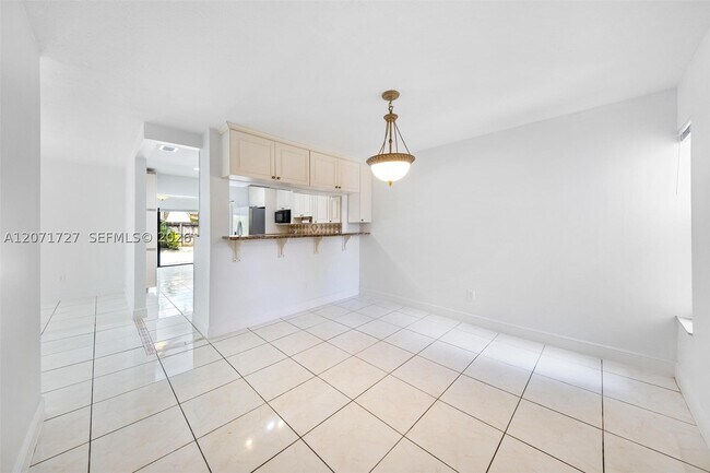 Building Photo - 15157 SW 95th St