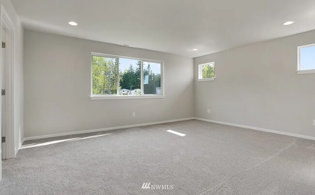Building Photo - For rent