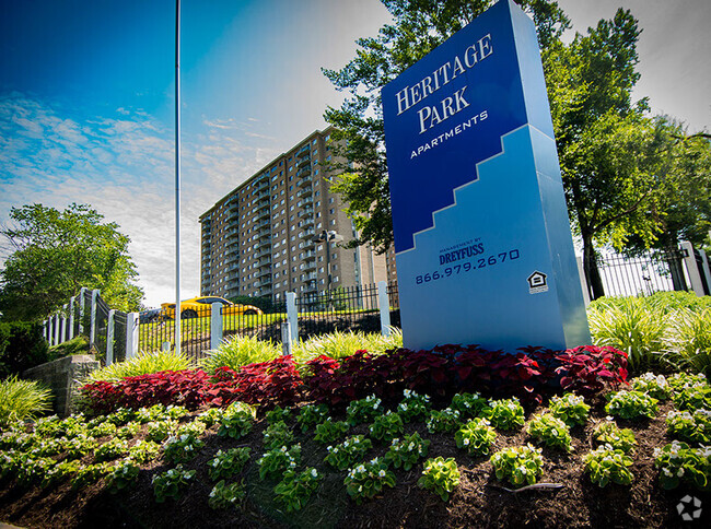 Heritage Park Apartments Entry Signage - Heritage Park Apartments