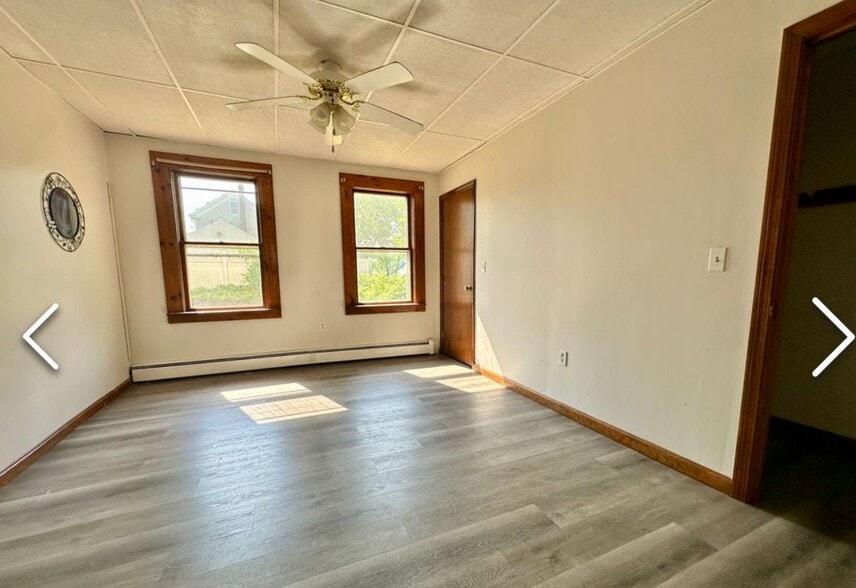 Building Photo - 3 Holmes St