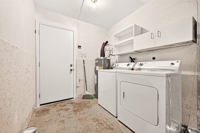 Building Photo - 7107 Gettysburg Dr