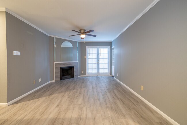 Building Photo - 14600 Fonmeadow Dr