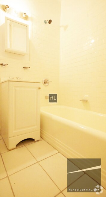 Building Photo - 163 E 87th St