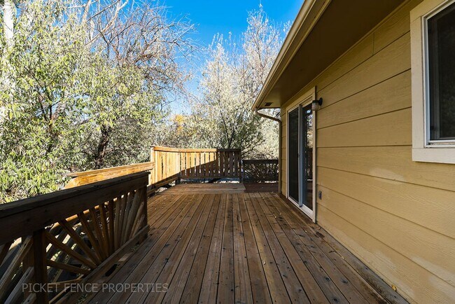 Building Photo - Beautiful 2 Story Home in Loveland
