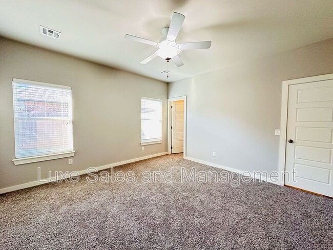 Building Photo - 2116 Camino Del Plaza Ln