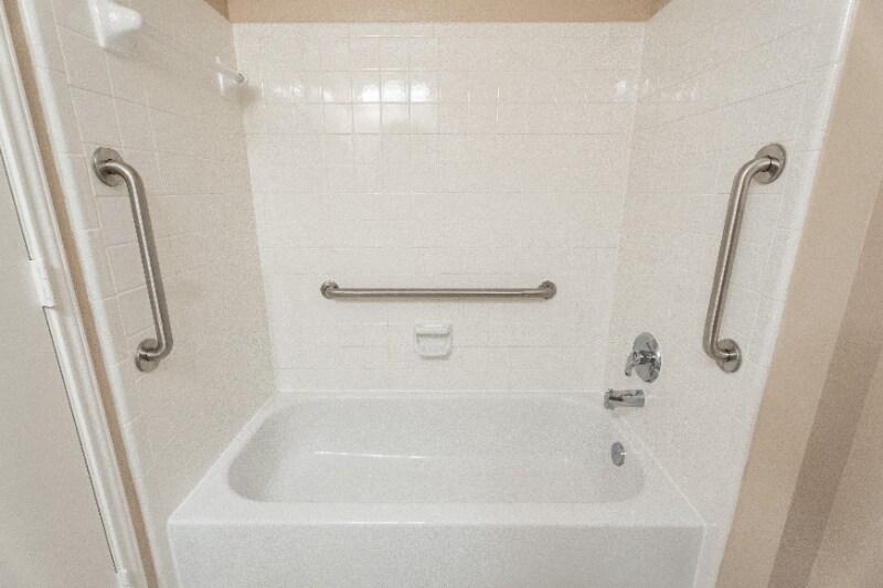 Building Photo - 8051 Bay Branch Dr