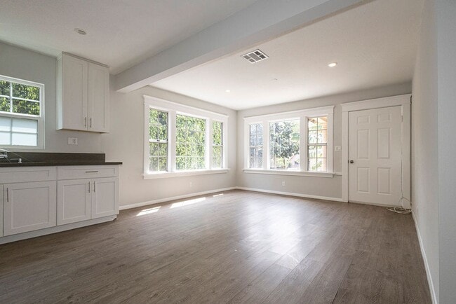 Building Photo - 3463 Plata St