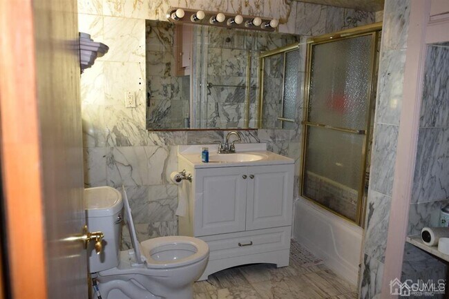 Building Photo - 11 Post Blvd