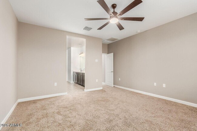 Building Photo - 29539 W Whitton Ave