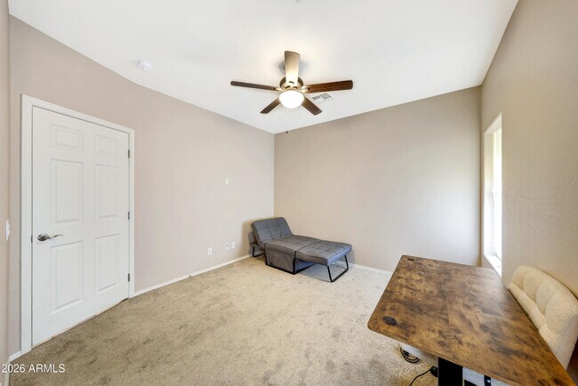 Building Photo - 2950 W Louise Dr