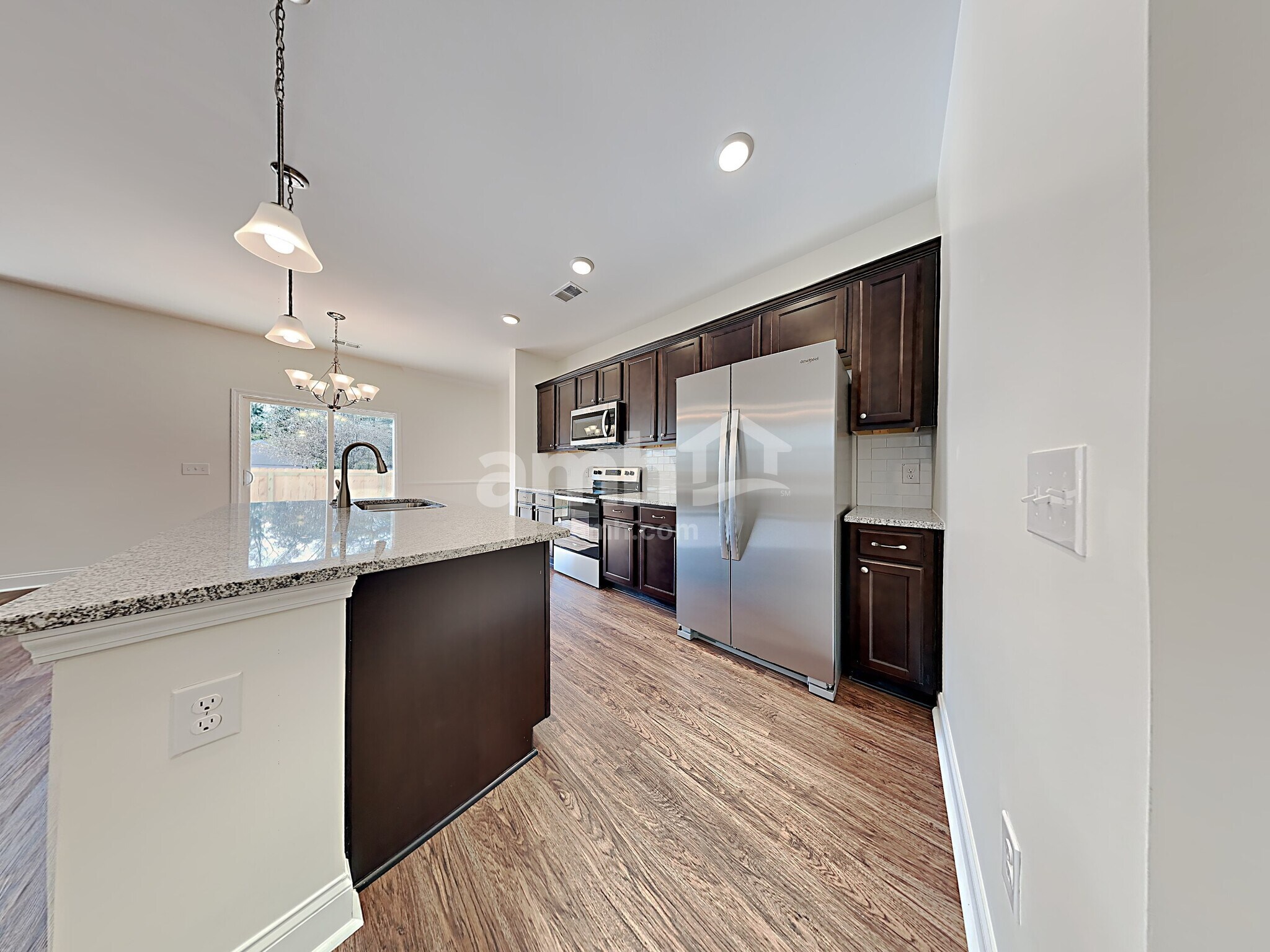 Building Photo - 1830 Produce Ln