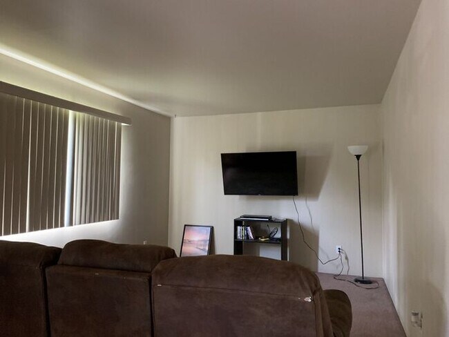 Building Photo - Great Condo in Midtown Fort Collins