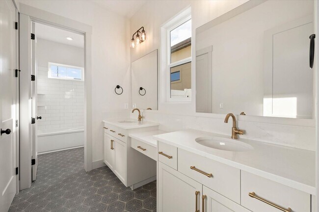 Building Photo - Brand New Home in The Estates of Dry Creek Ranch