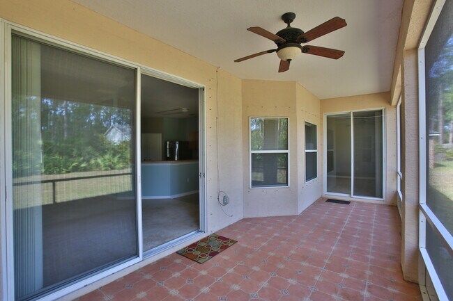 Building Photo - 13 Zoeller Ct