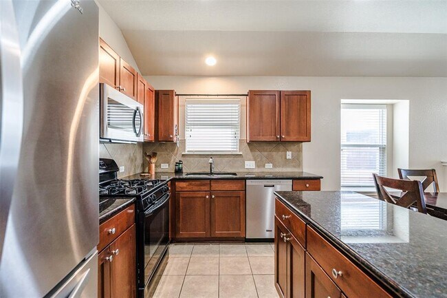 Building Photo - 2404 Christoff Loop