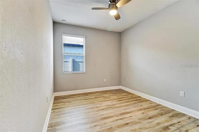 Building Photo - 1856 Napoli Dr