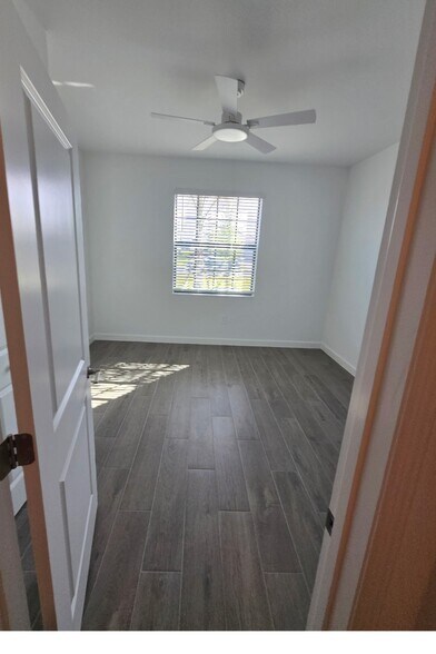 Building Photo - 19231 Gentry Pl