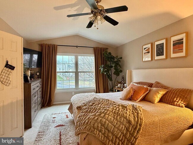 Building Photo - 602 Hamilton St