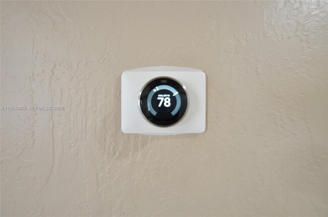 Building Photo - 10502 SW 77th Ct