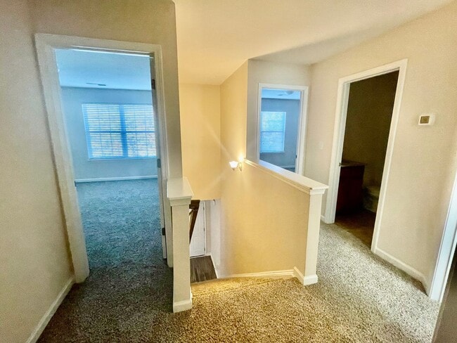 Building Photo - Luxurious 2 story 3 bedroom 2.5 bath townhomes. Located in Salisbury.