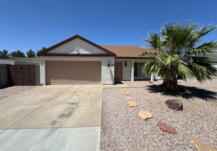 Building Photo - 768 E Stottler Pl