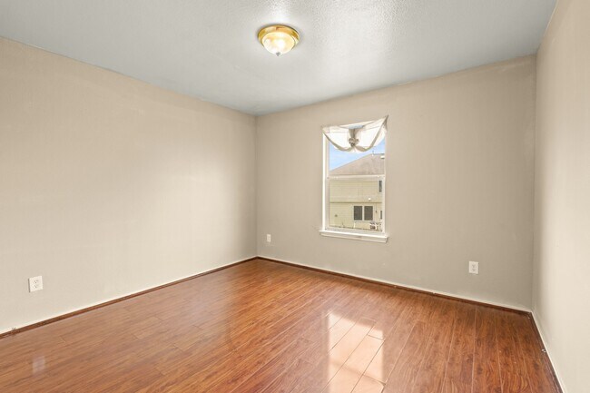 Building Photo - 7931 Raven Creek Ln