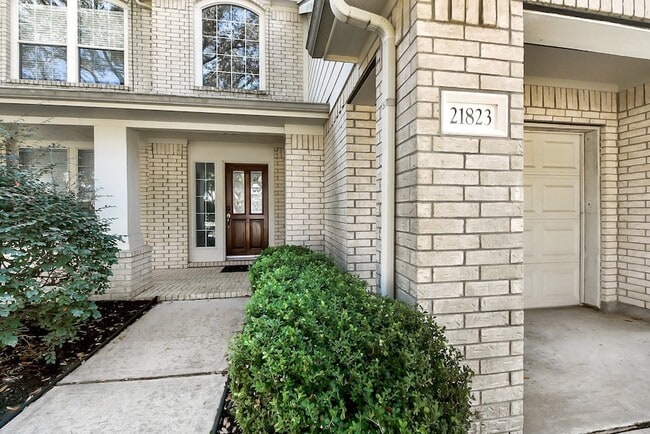 Building Photo - 21823 Mystic Point Ct