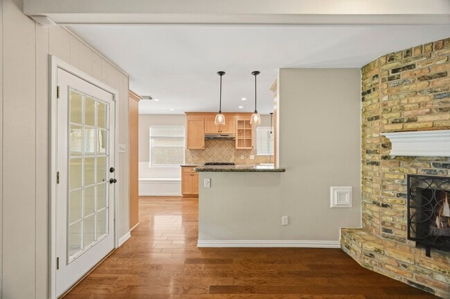 Building Photo - 6131 Yarwell Dr