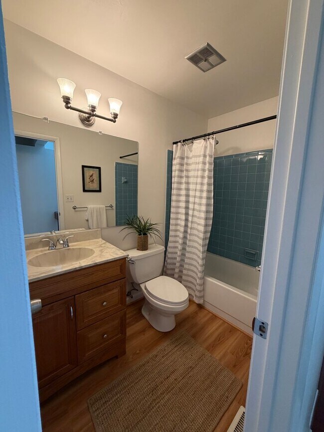 Building Photo - 1016 Timber Creek Dr
