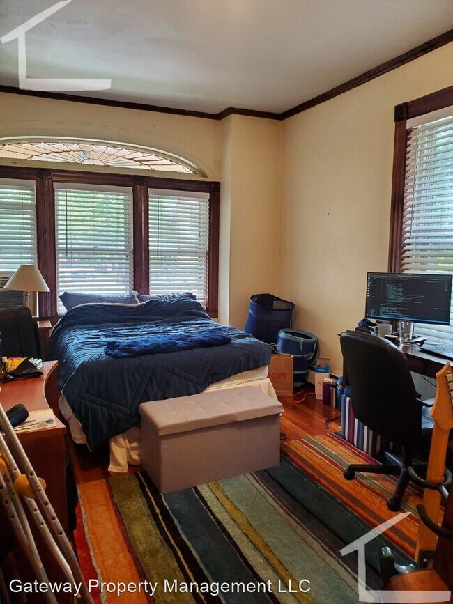 Building Photo - 4 br, 2 bath House - 173 Babcock St #1